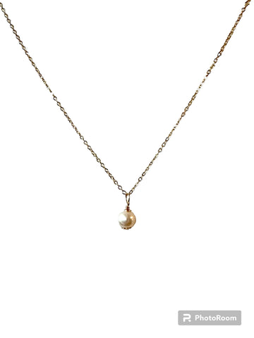 Classic Freshwater Pearl Necklace